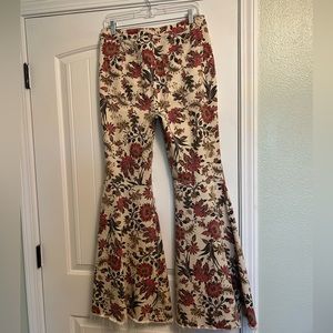 Free People Printed Just Float On jeans size 30.  So lovely but never worn!!